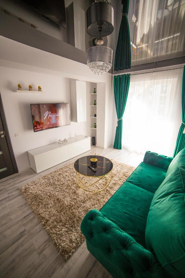 Toto'S Apartment Констанца Екстериор снимка