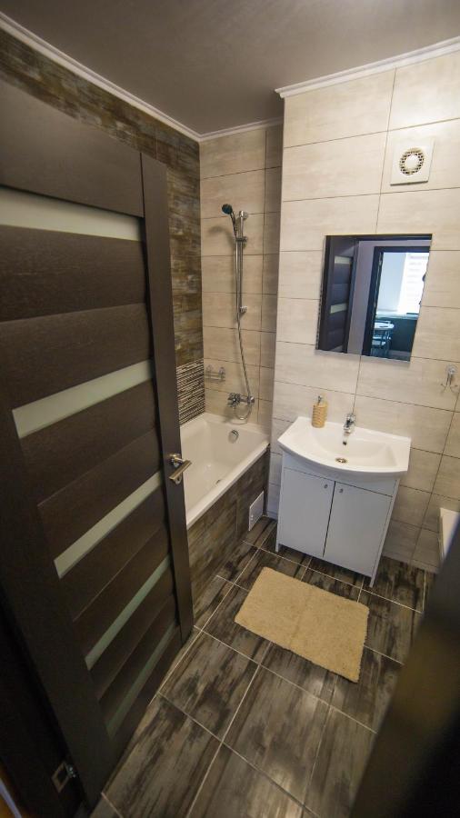 Toto'S Apartment Констанца Екстериор снимка